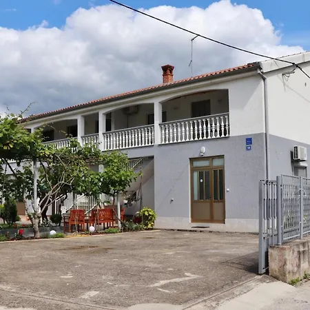 With A Parking Space - 24105 Apartment