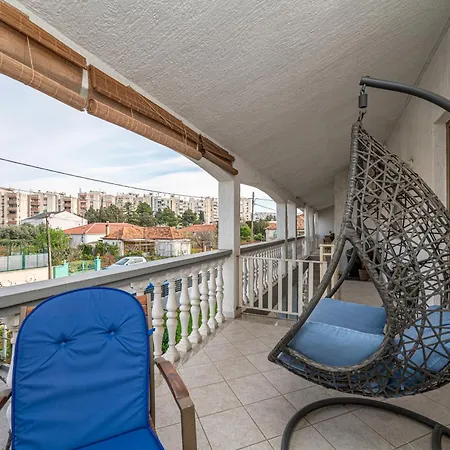 Apartment With A Parking Space - 24105 Zadar